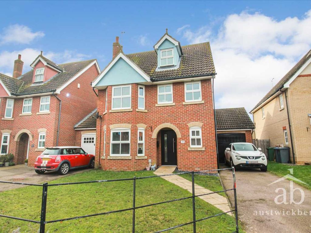 4 bed detached house for sale in Goodman Grove, Kesgrave, Ipswich IP5