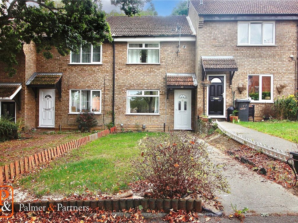 2 bed terraced house to rent in Yew Tree Rise, Pinewood, Ipswich