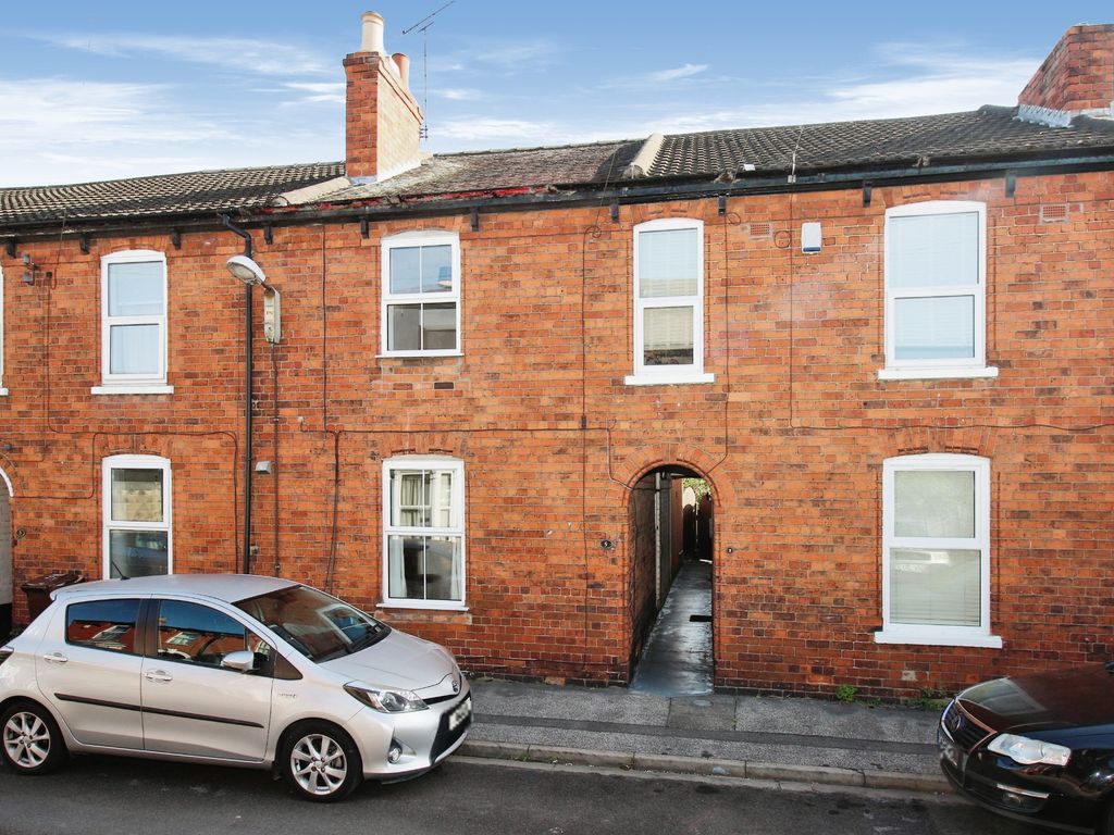 3 bed terraced house for sale in Derby Street, Lincoln LN5, £160,000