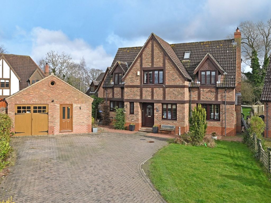 5 bed detached house for sale in Maltings Court, Alne, York YO61 Zoopla