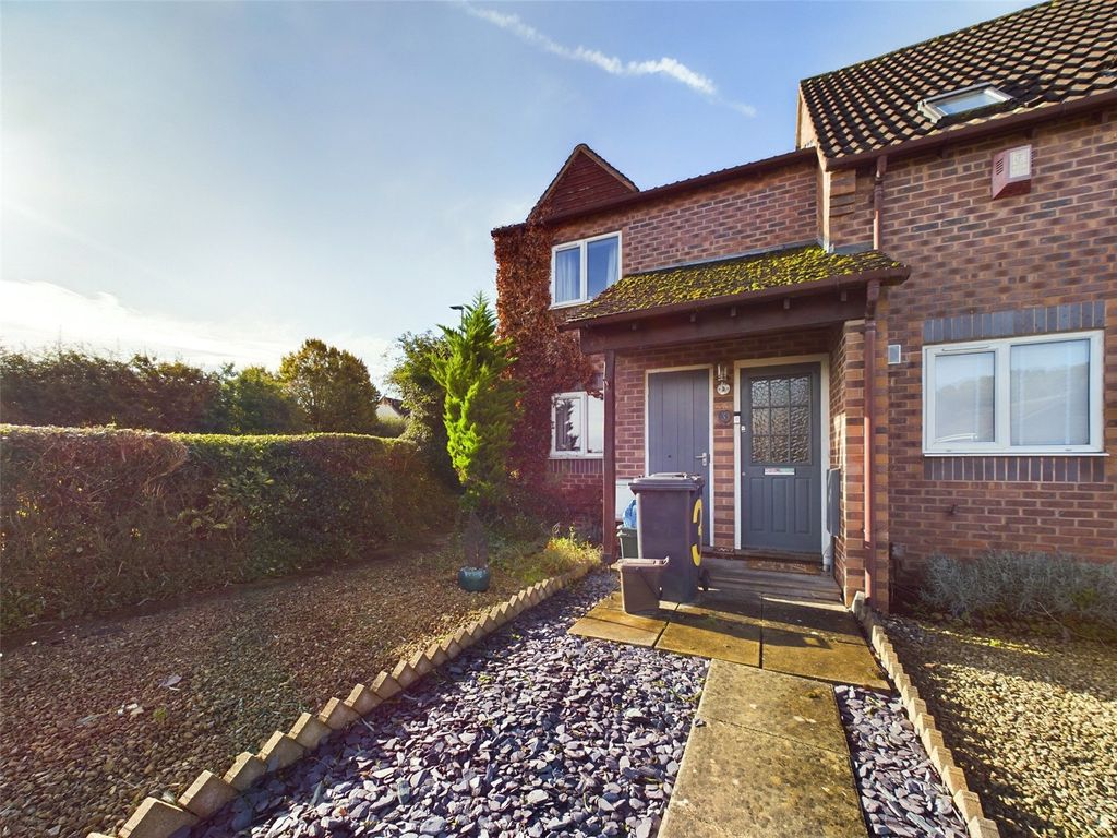 1 bed flat for sale in Aspen Drive, Quedgeley, Gloucester