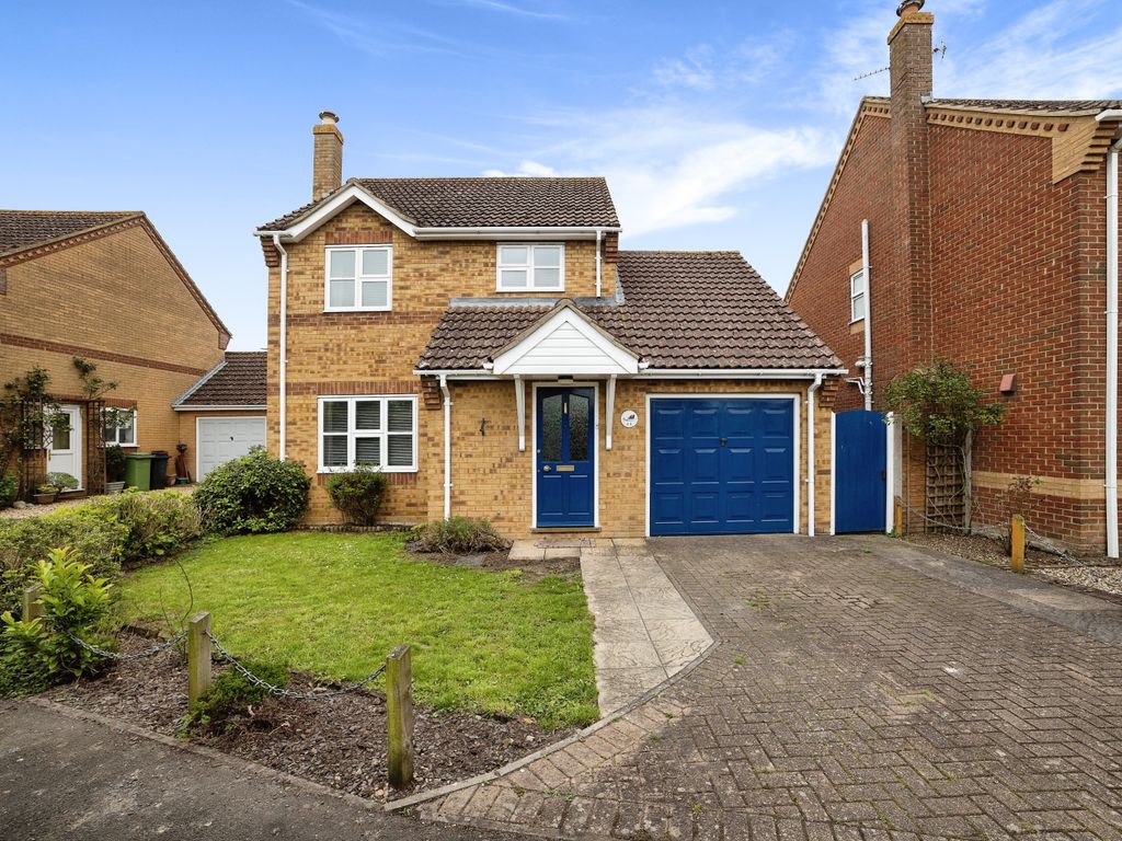 3 bed detached house for sale in Woodpecker Drive, Watton, Thetford