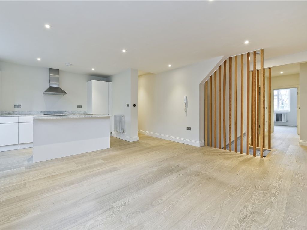 3 bed property for sale in Old Oak Road, London W3 Zoopla