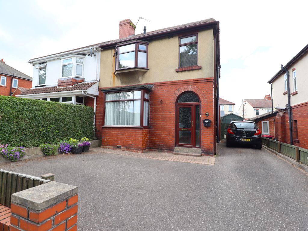 3 bed semidetached house for sale in Sandygate, WathUponDearne