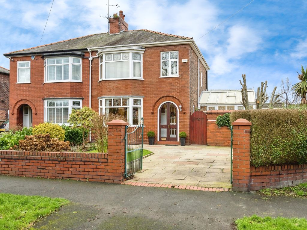 3 bed semidetached house for sale in Henfold Road, Manchester M29, £360,000 Zoopla