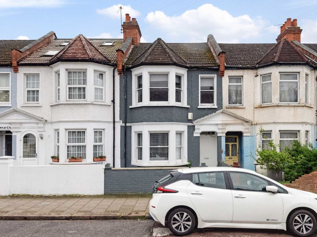 5 bed terraced house for sale in Ambleside Road, London NW10, £750,000