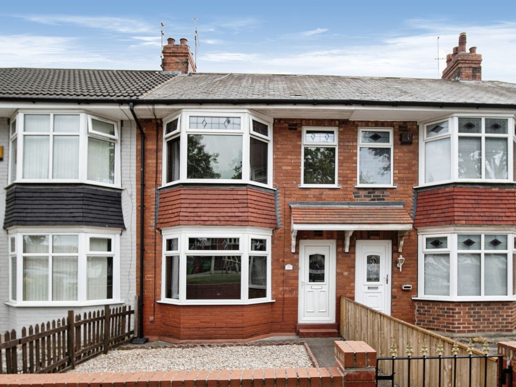 3 bed terraced house for sale in Boothferry Road, Hull HU3, £125,000