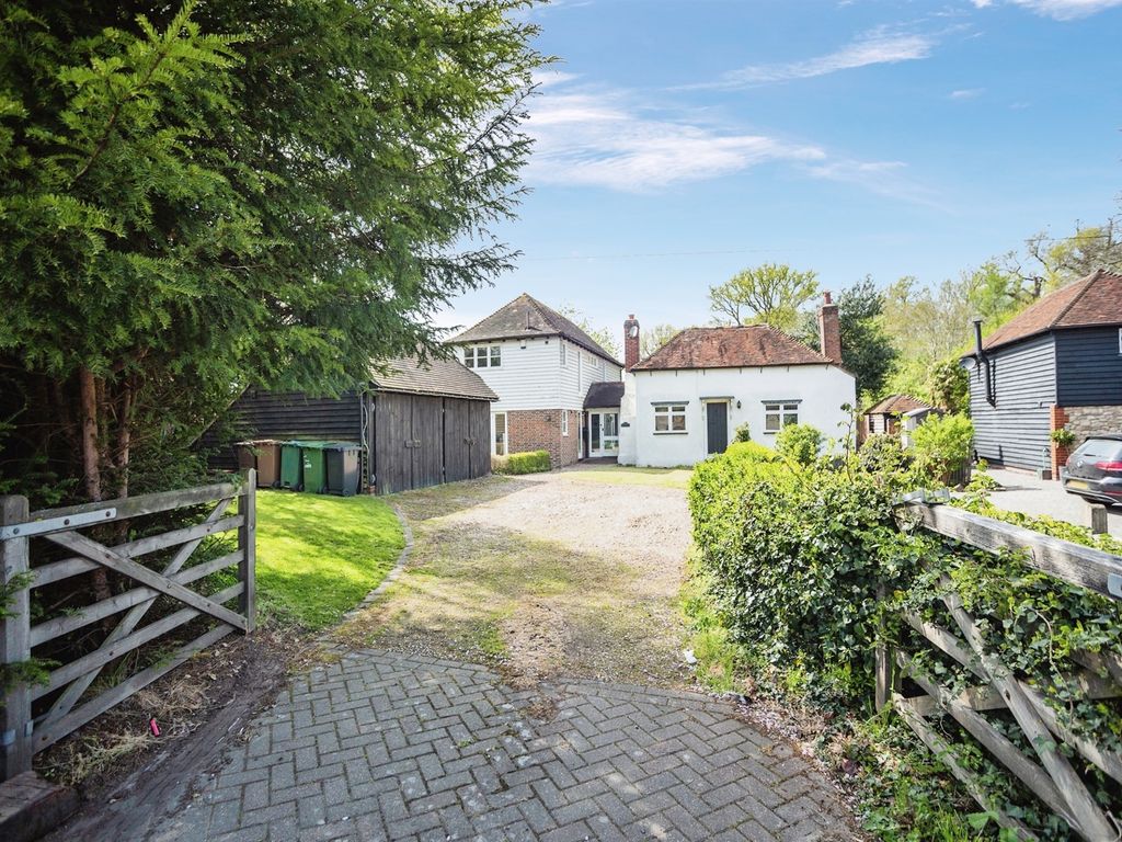 4 bed detached house for sale in Willington Street, Maidstone ME15 Zoopla