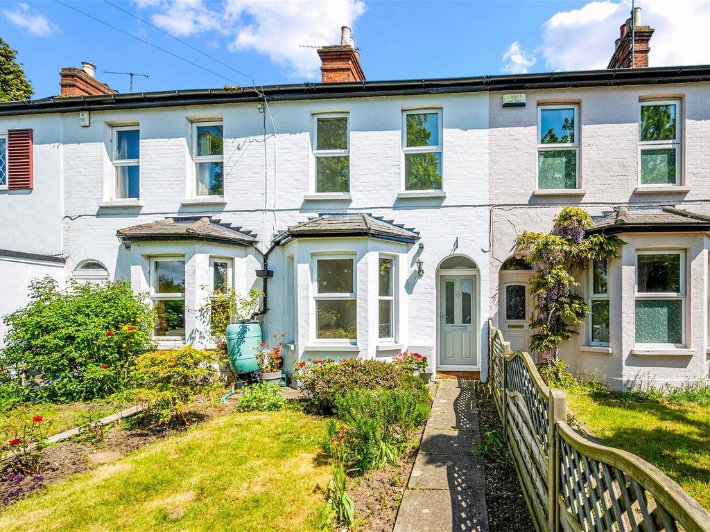 2 bed terraced house for sale in Hurst Green Road, Hurst Green, Oxted