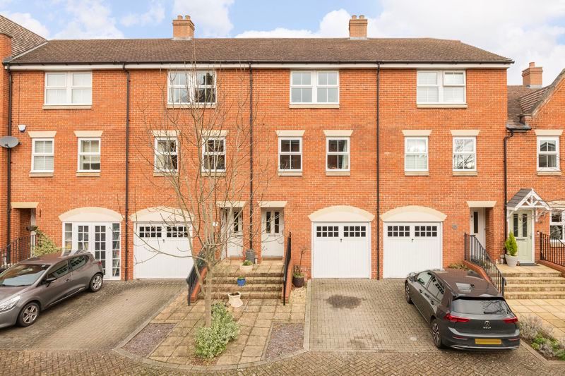 4 bed terraced house for sale in Ock Bridge Place, Abingdon OX14, £