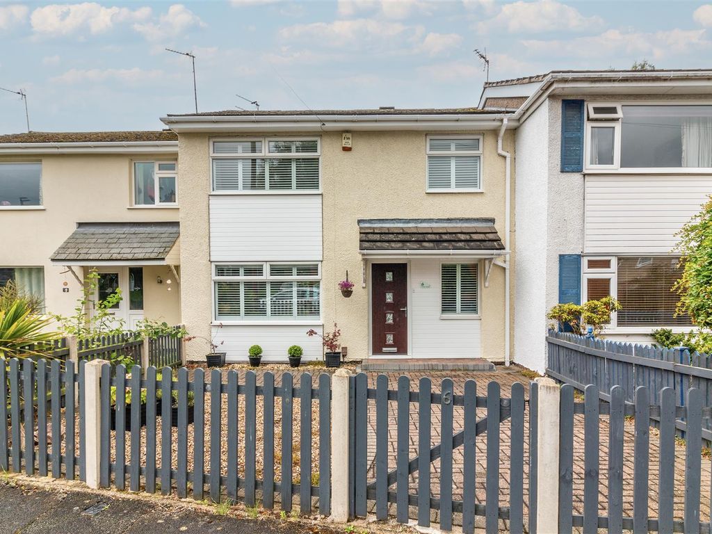 3 bed terraced house for sale in Fields Avenue, Ruddington, Nottingham