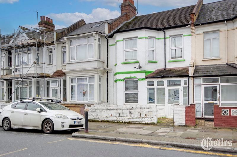 3 bed terraced house for sale in Boreham Road, London N22, £600,000 Zoopla