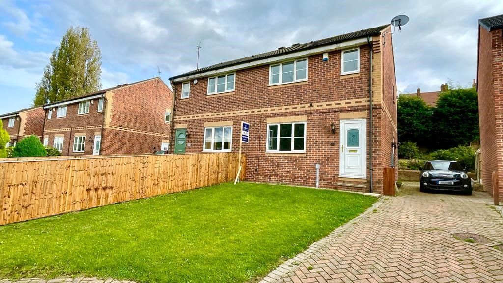 3 bed semidetached house to rent in Old Mill Close, Hemsworth