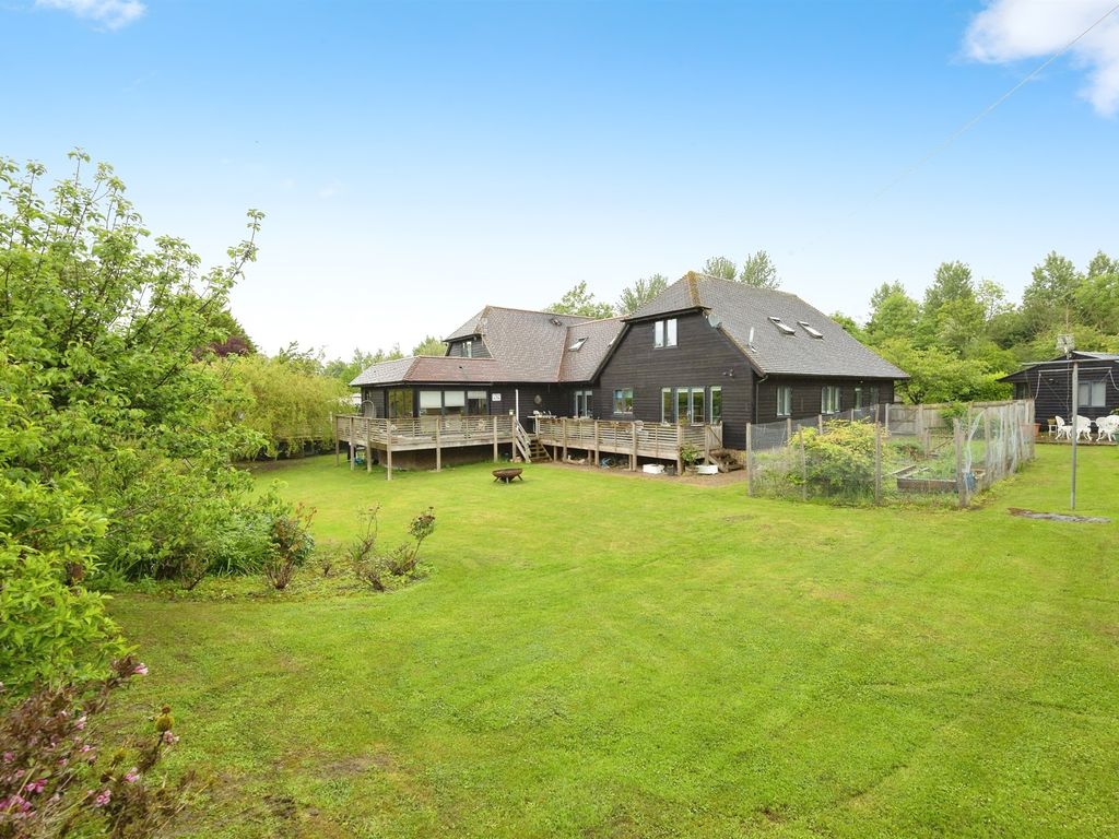 6 bed detached house for sale in Ashford Road, Charing, Ashford TN27, £1,100,000 Zoopla