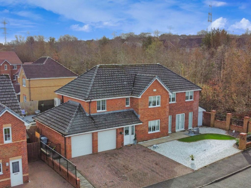 5 bed detached house for sale in Aberdour Court, Blantyre G72, £400,000