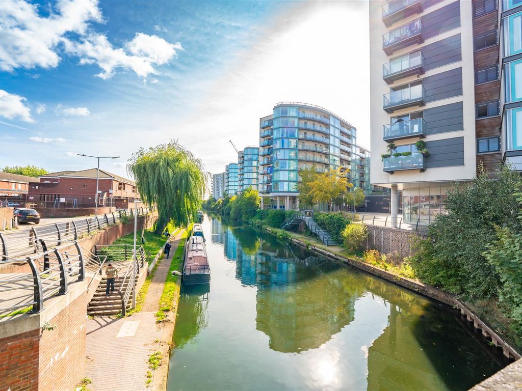3 bed flat for sale in High Point Village, Station Approach, Hayes UB3