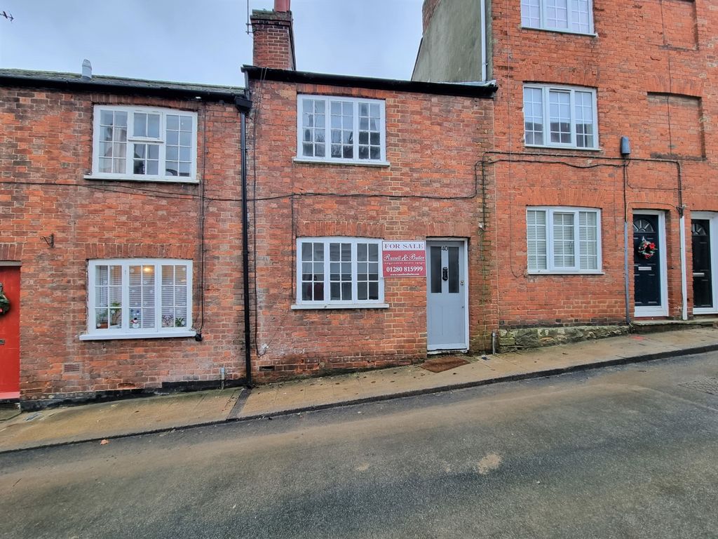 2 bed cottage to rent in Well Street, Buckingham, Buckinghamshire MK18