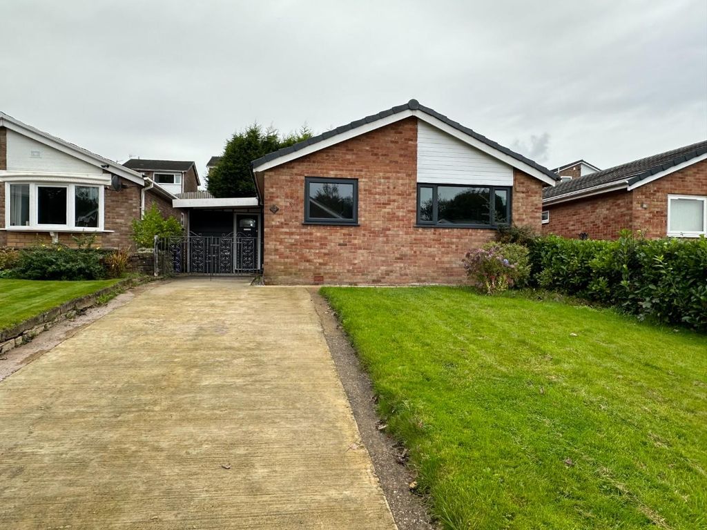 2 bed detached bungalow for sale in Northwood Close, Burnley BB12, £