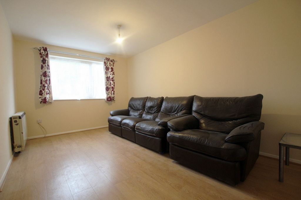 2 bed terraced house to rent in Gurney Close, Barking, Essex IG11, £