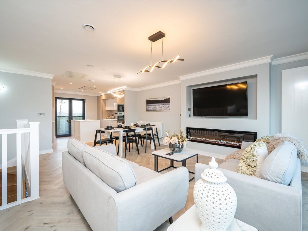 3 bed detached house for sale in Russell Close, Rassau, Ebbw Vale NP23