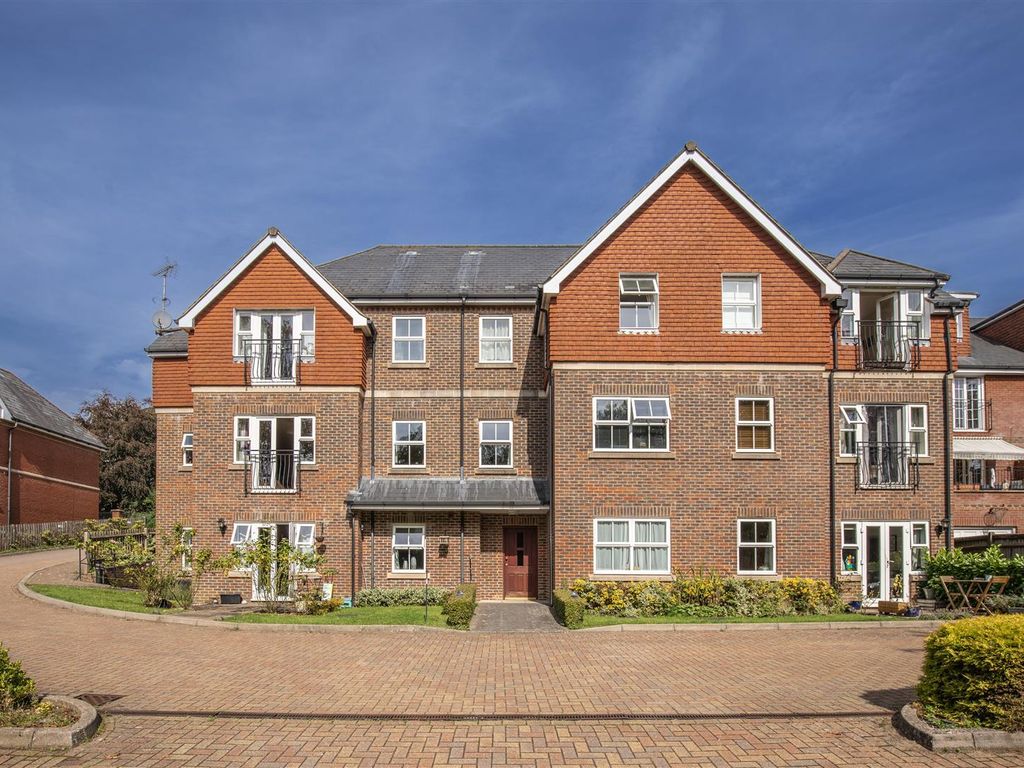 for sale in Mutton Hall Hill, Heathfield TN21, £145,000 Zoopla