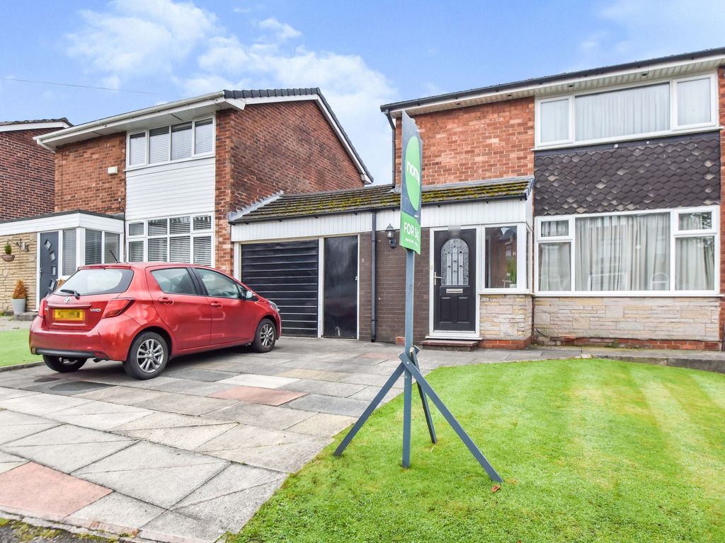 3 bed linkdetached house for sale in Parr Lane, Bury BL9 Zoopla