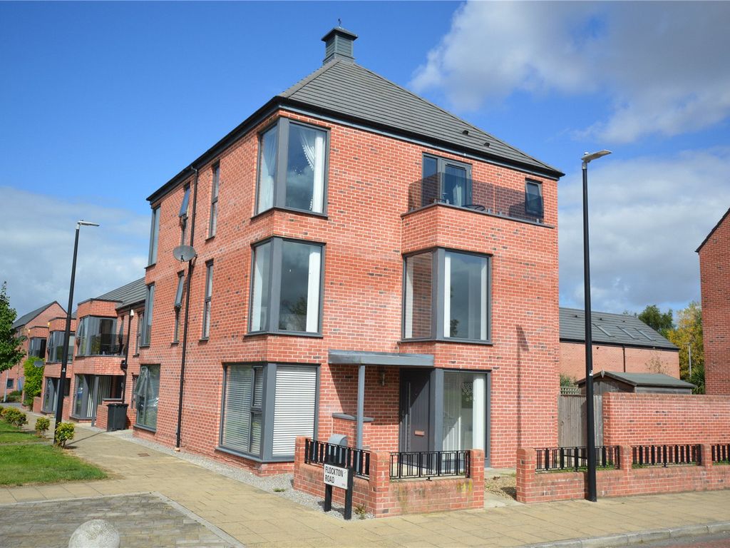 4 bed semidetached house for sale in Middleton Little Road, Allerton