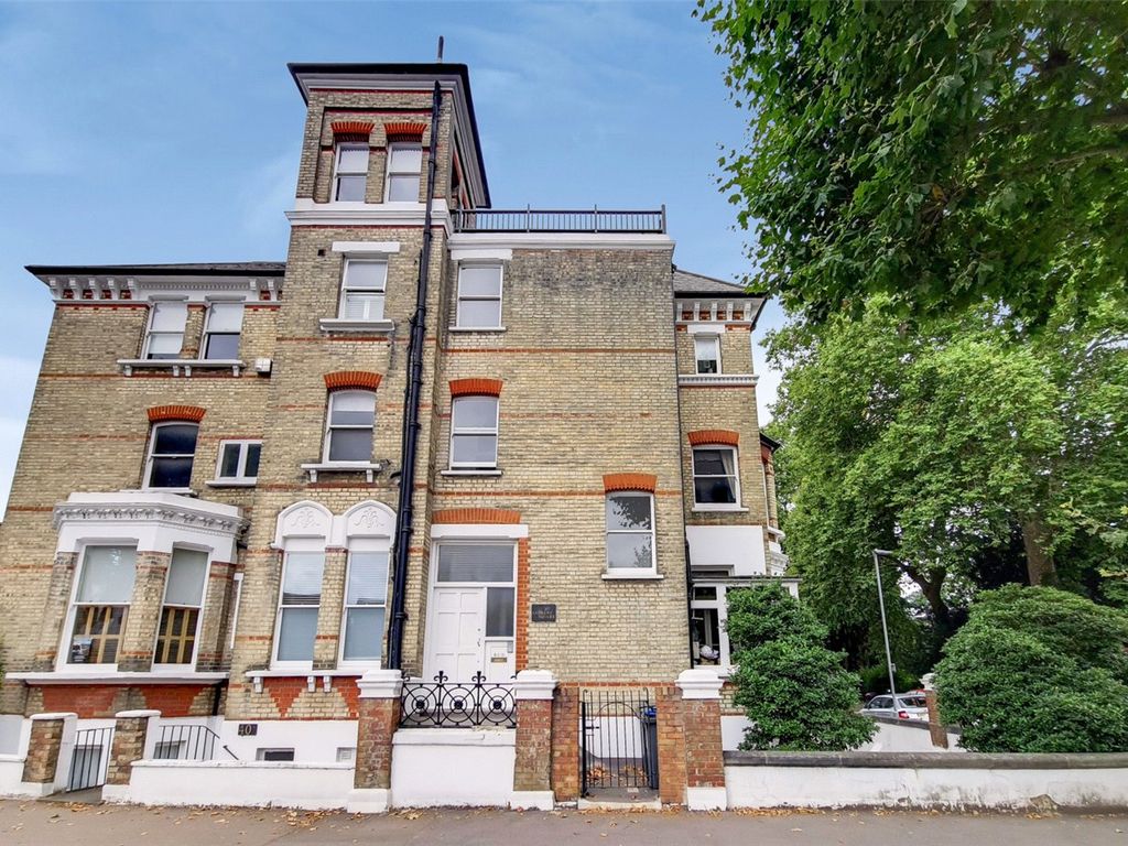 2 bed flat to rent in St. Andrews Square, Surbiton KT6 Zoopla