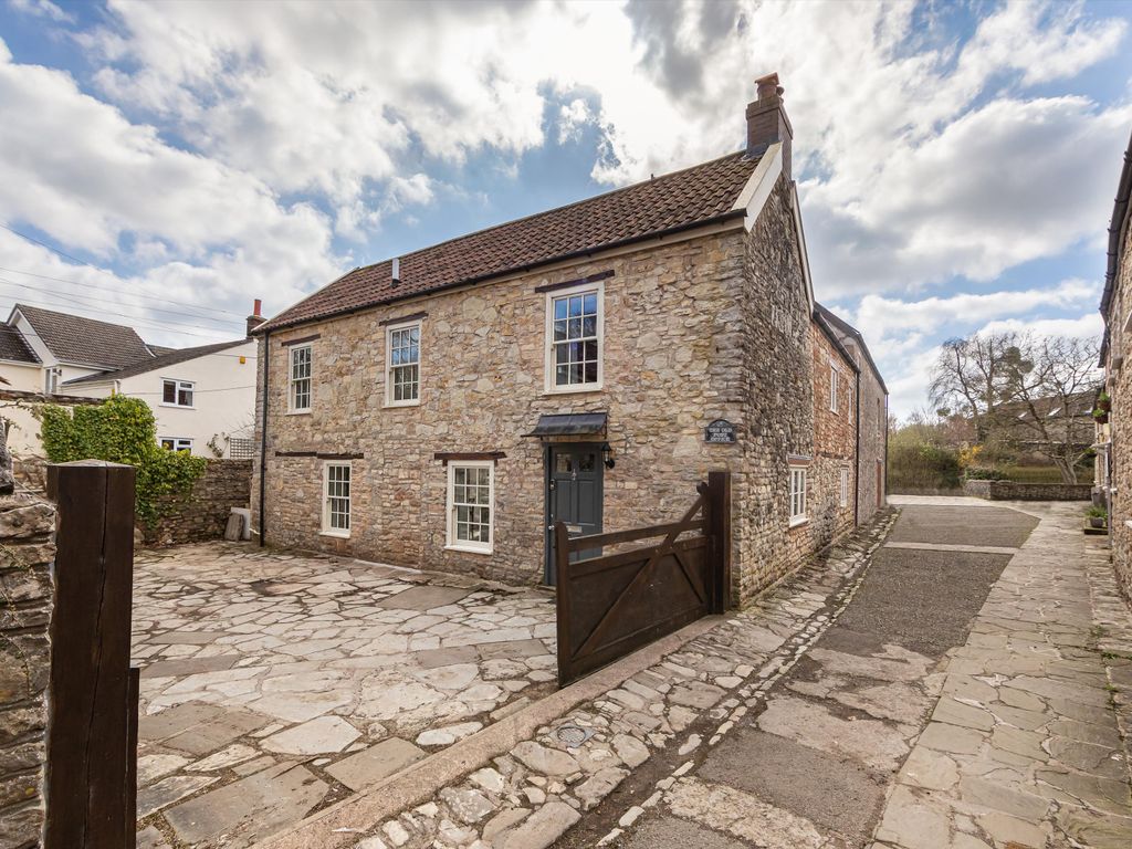 4 bed detached house for sale in The Street, Chew Stoke, Somerset BS40