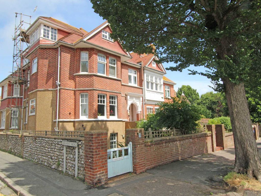 2 bed flat for sale in Darley Road, Eastbourne BN20, £295,000 Zoopla