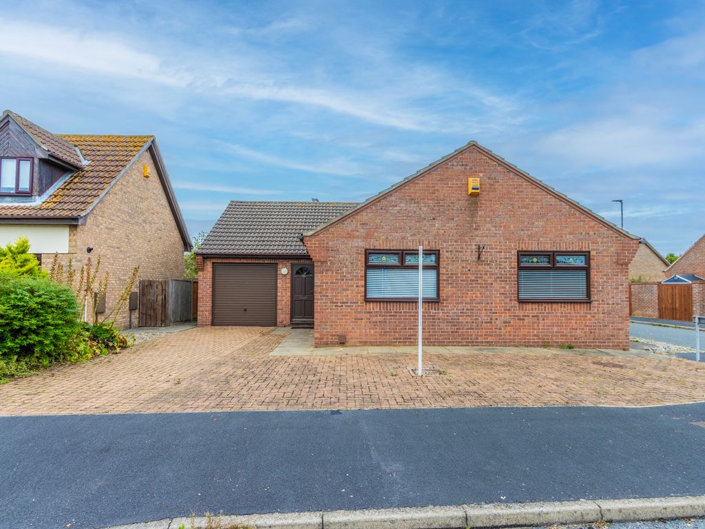 3 bed detached bungalow for sale in Shannon Drive, CaisterOnSea