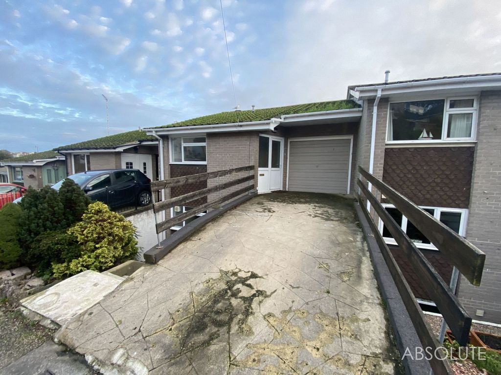 4 bed terraced house to rent in Penpethy Close, Brixham TQ5, £1,350 pcm Zoopla