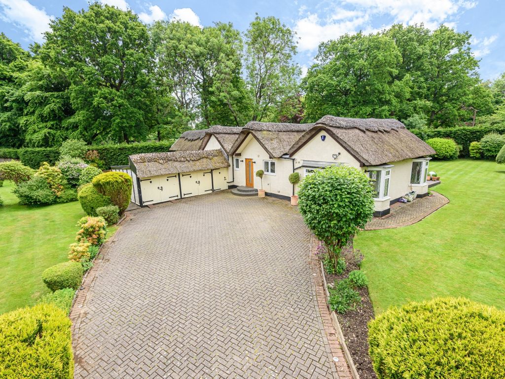 3 bed detached house for sale in Grays Road, Westerham TN16 Zoopla