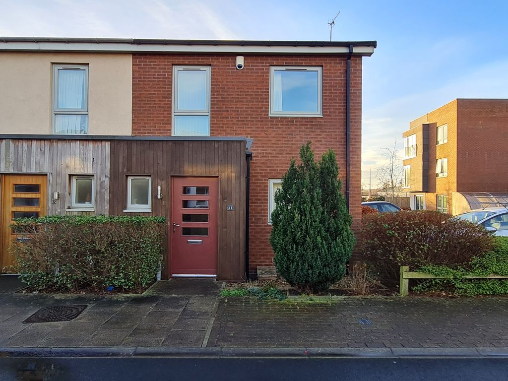 3 bed semidetached house to rent in March Courtyard, Ash Street