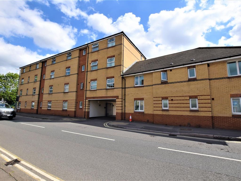 1 bed flat to rent in Corporation Street, Swindon SN1 Zoopla