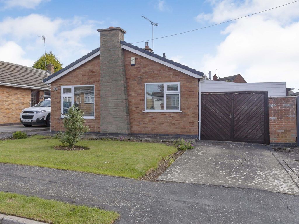 2 bed detached bungalow for sale in Ash Road, Earl Shilton, Leicester