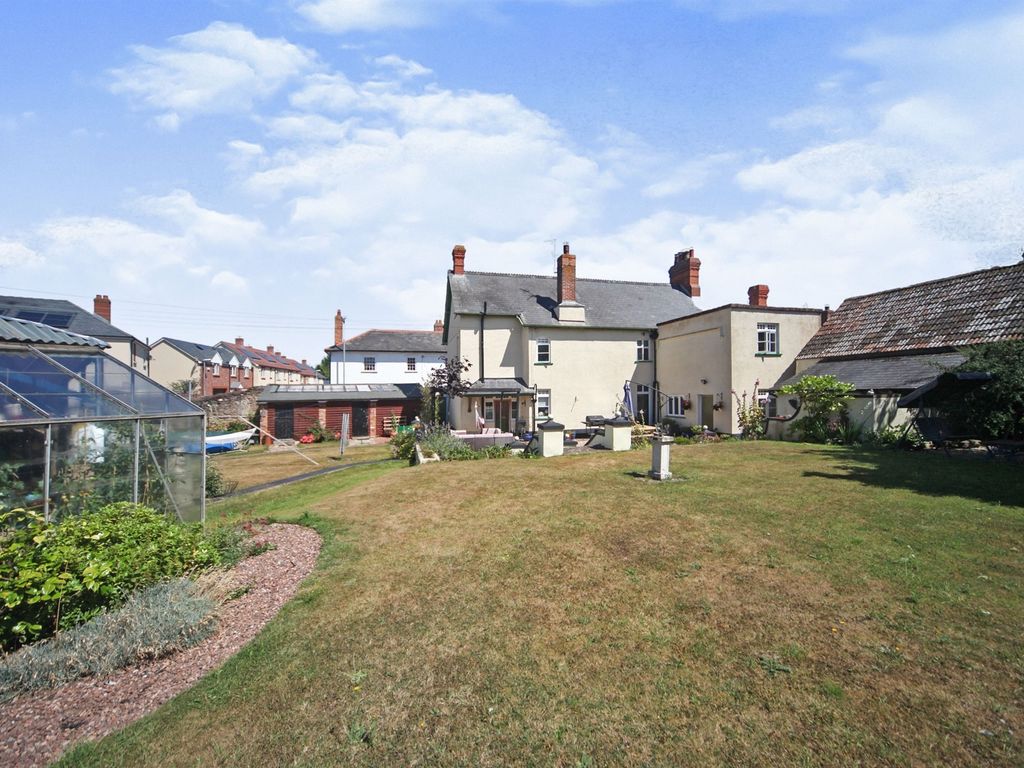 4 bed linkdetached house for sale in High Street, Williton, Taunton