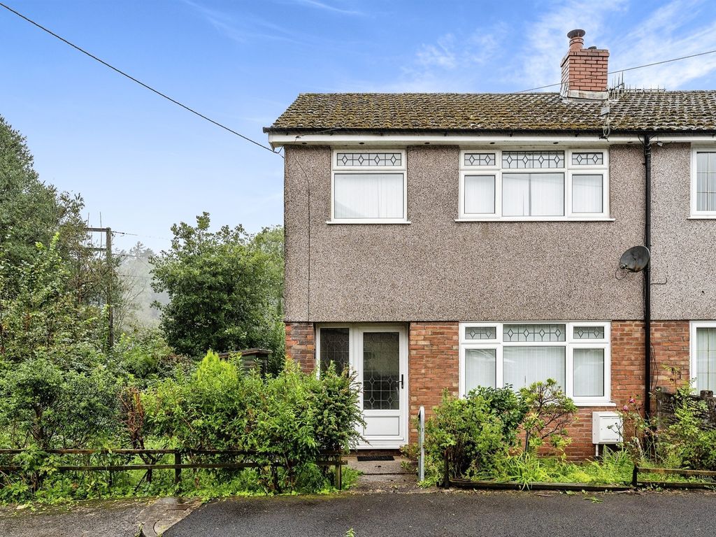 3 bed semidetached house for sale in Golwg Yr Graig, Crynant, Neath
