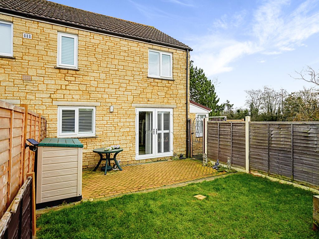 1 bed end terrace house for sale in Avocet Way, Bicester OX26 Zoopla