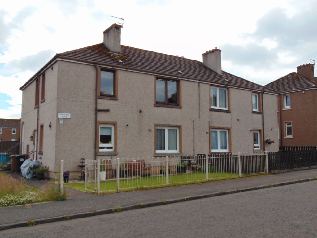 2 bed flat to rent in Kingshill Road, Allanton, Shotts ML7, £595 pcm