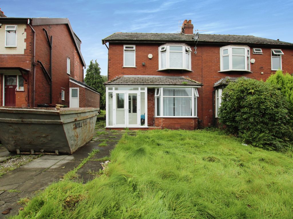 4 bed semidetached house to rent in St. Marys Avenue, Bolton BL3, £