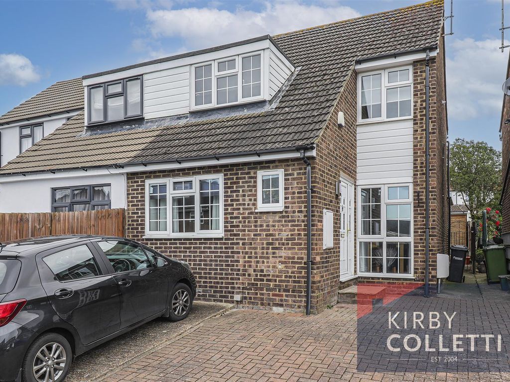 4 bed semidetached house to rent in Buryholme, Broxbourne EN10, £2,100