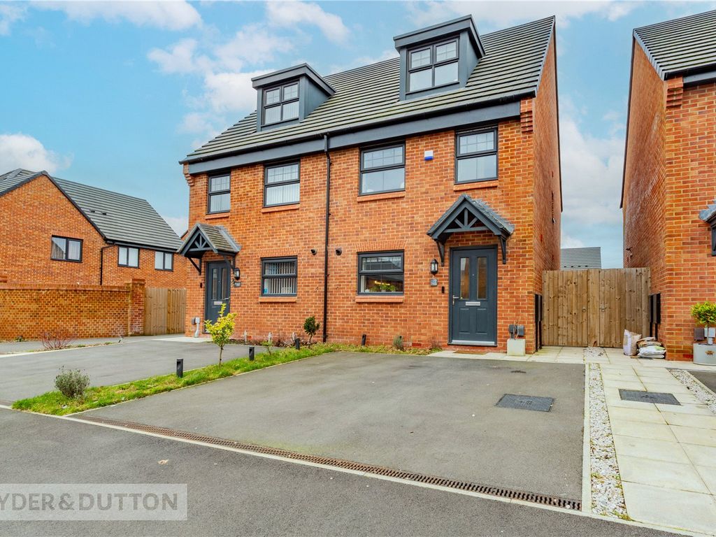 3 bed semidetached house for sale in Booth Lane, AshtonUnderLyne