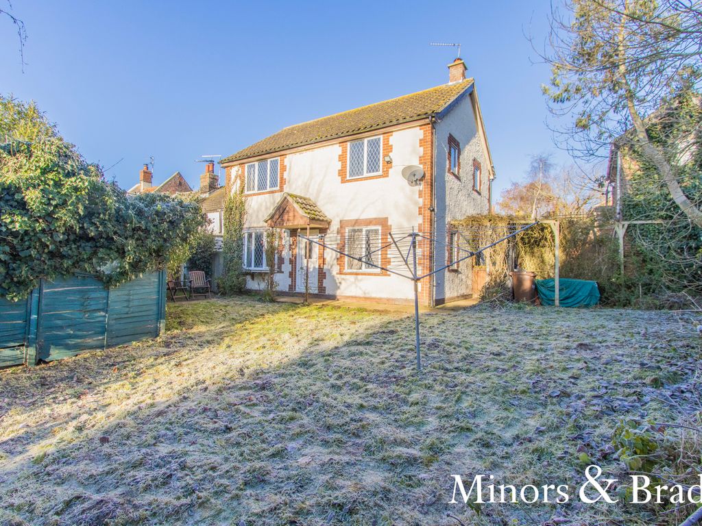 4 bed detached house for sale in Station Road, Reedham, Norwich NR13
