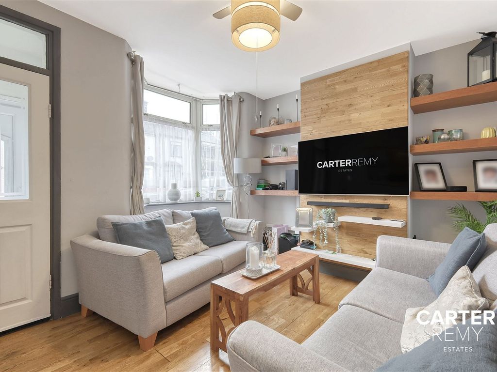 3 bed terraced house for sale in Richmond Road, Grays RM17, £310,000