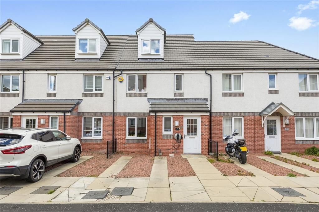 4 bed terraced house to rent in Dunipace Road, South Gyle, Edinburgh