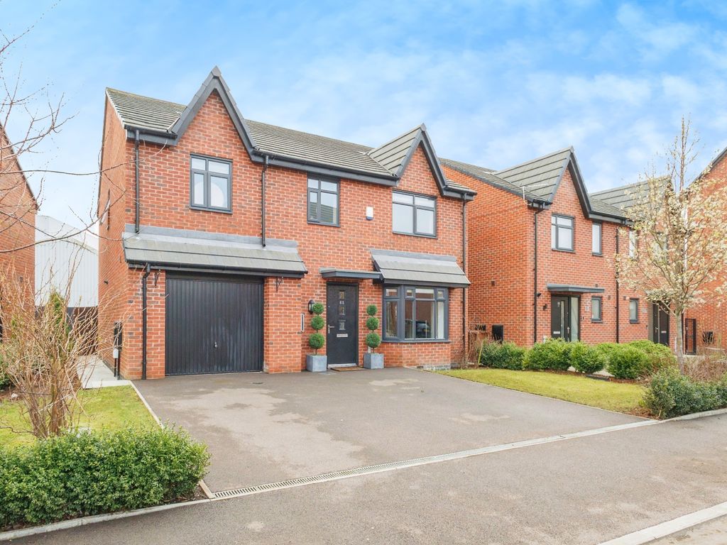 4 bed detached house for sale in Arnfield Road, Audenshaw, Manchester