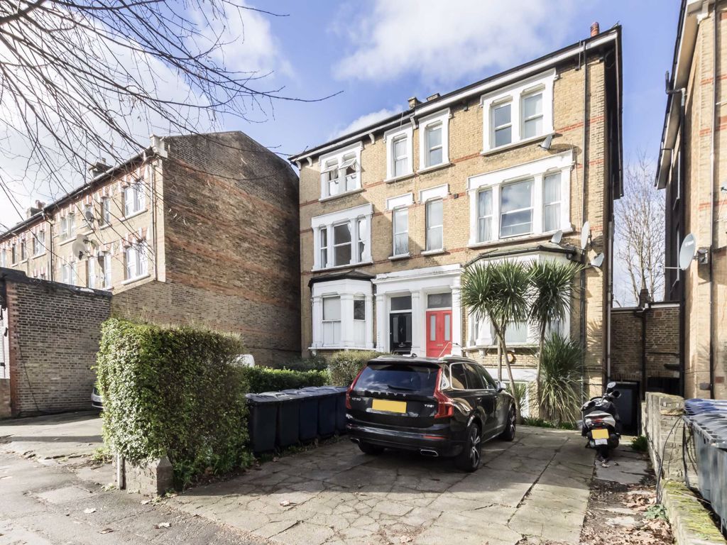 Studio to rent in The Avenue, London W13 Zoopla