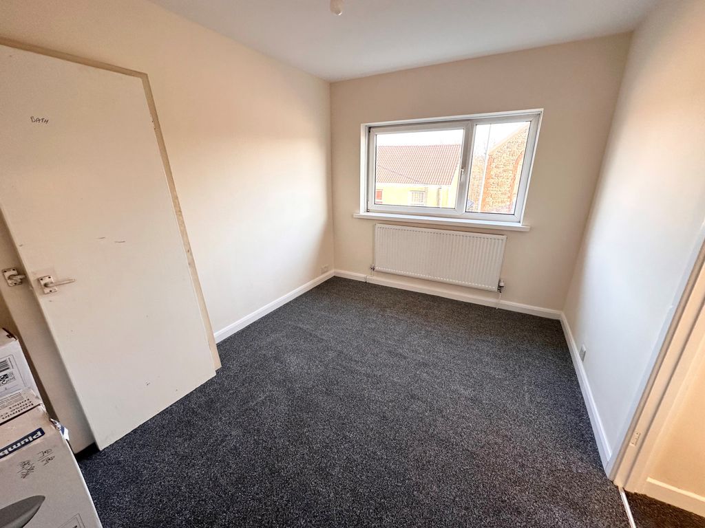 3 bed property to rent in Neath Road, Plasmarl, Swansea SA6 Zoopla