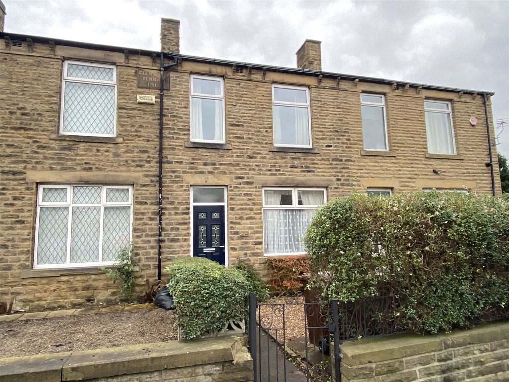 3 bed terraced house for sale in Wakefield Road, Earlsheaton, Dewsbury WF12, £160,000 Zoopla